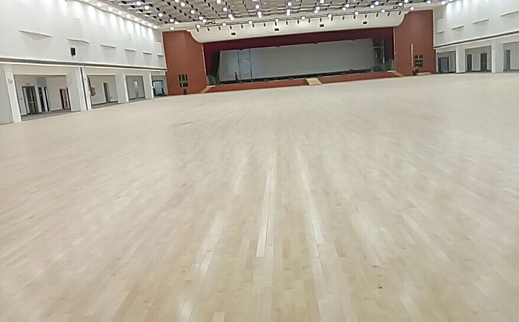 ��ձð�ȫƿ�ĸ��M